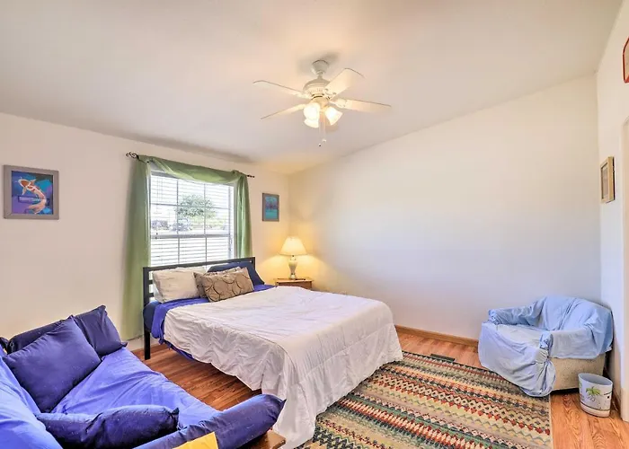 Quiet Tombstone Retreat ~ 3 Mi To Historic Dtwn!